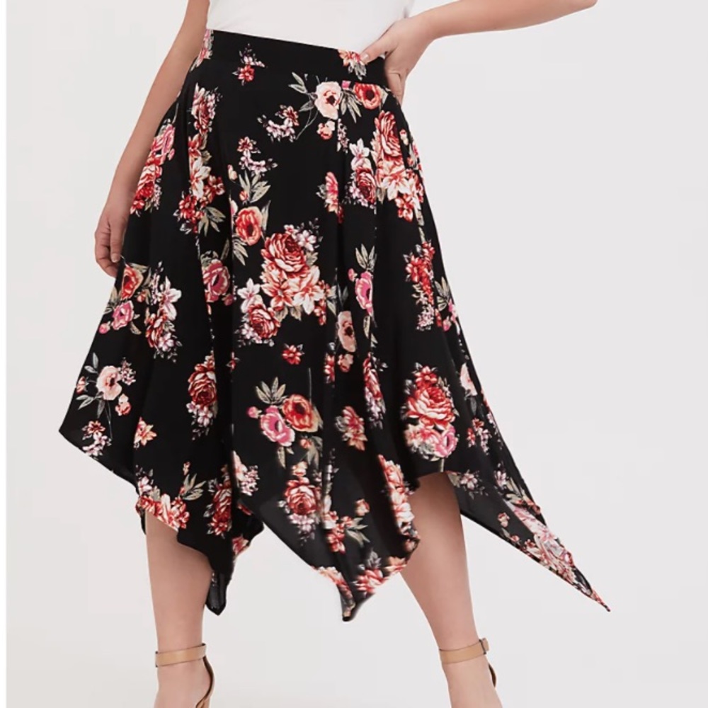 BLACK FLORAL CHALLIS HANDKERCHIEF MAXI SKIRT